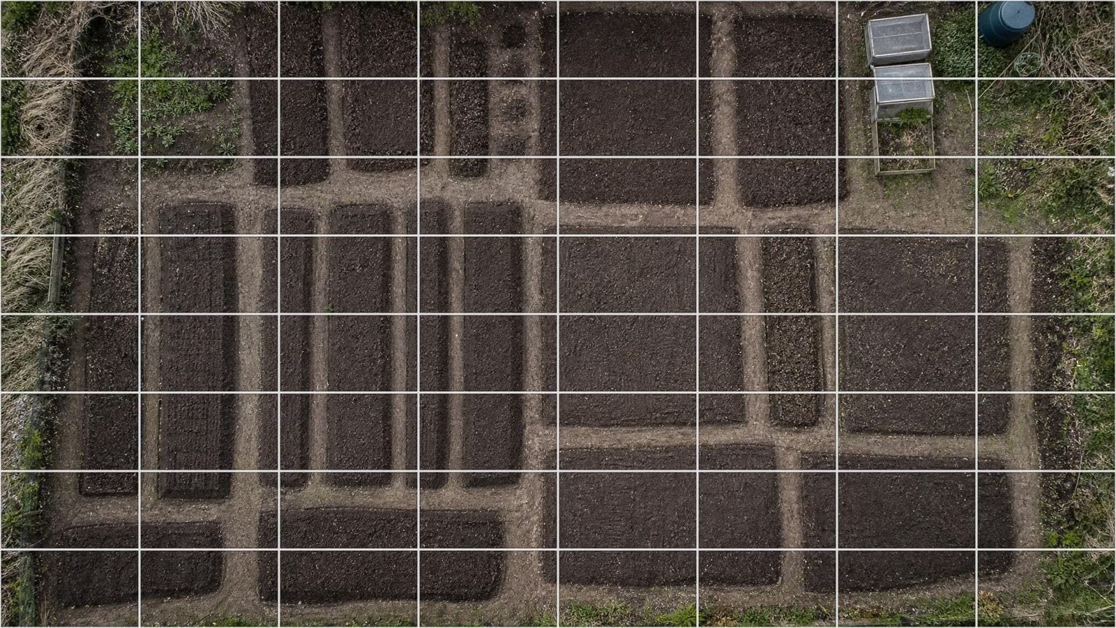 Custom grid overlay on allotment plots divided into beds of deliberately different sizes